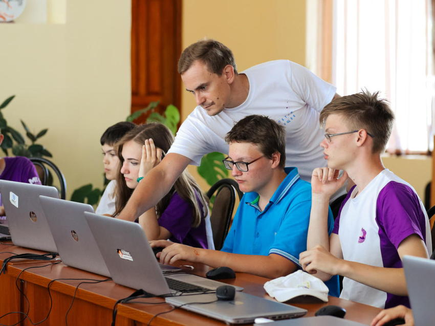 Для забайкальских школьников стартовали открытые уроки по цифровизации