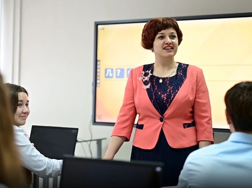 Забайкальцы могут поддержать землячку в конкурсе «Учитель года России»