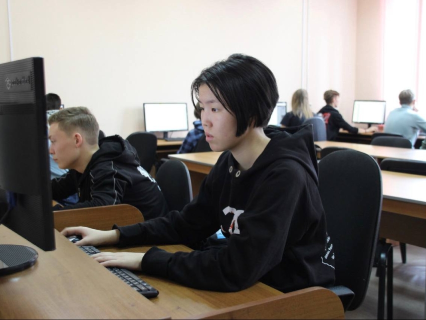 Свыше 100 студентов ЗабГУ начали обучение на «цифровой кафедре»