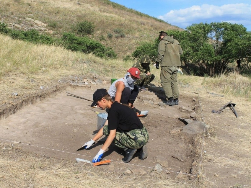 Более 700 находок обнаружили студенты ЗабГУ во время прохождения практики в археологических экспедициях