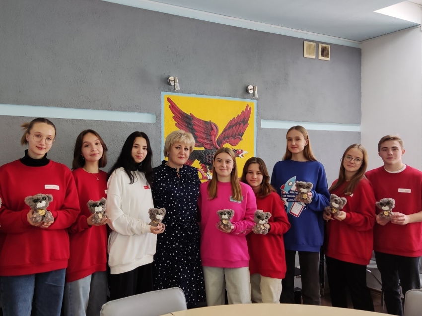 Забайкальские призеры конкурса «Большая перемена» встретились с министром образования и науки региона
