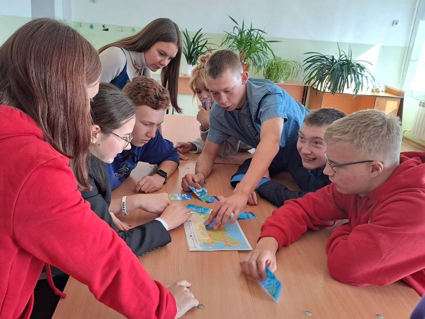 ​Оценки за поведение планируют вернуть в российские школы