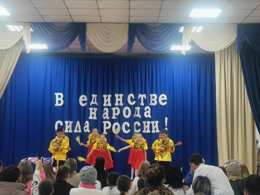 Урульгинский центр «Подсолнух» Забайкальского края принял участие в ежегодной акции «В единстве наша сила!»