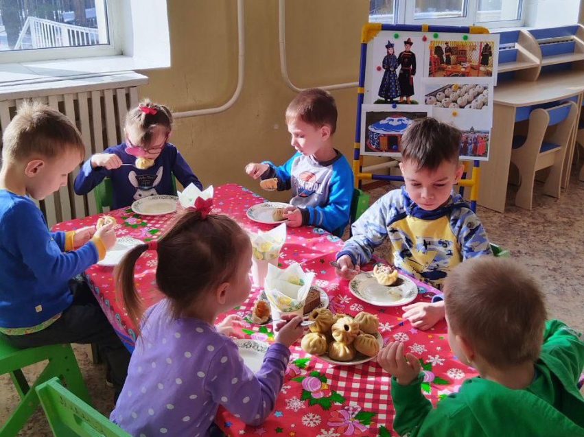 В социальных учреждениях Забайкалья прошли праздничные мероприятия, посвященные празднованию Саагалгана