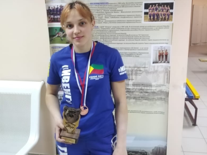 Анастасия Брулева стала бронзовым призёром​ Первенства России по гиревому спорту