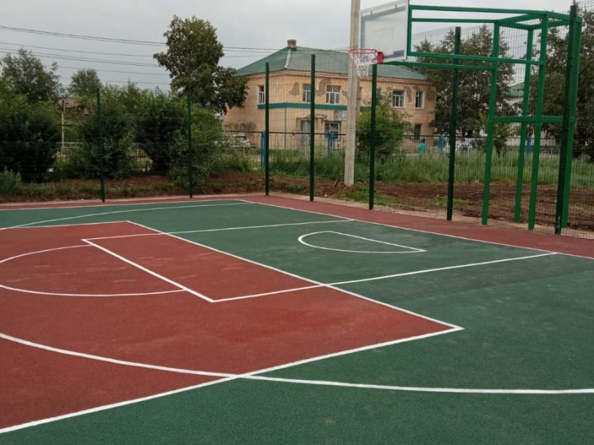 Строительство спортивной площадки завершилось в Забайкальске 