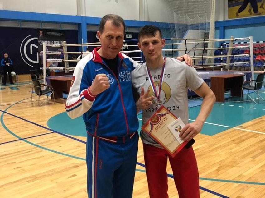 Евгений Москалев стал серебряным призером Кубка России по французскому боксу «сават»