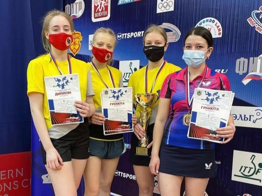 Забайкальские теннисистки завоевали золотые медали на чемпионате ДФО в Уссурийске
