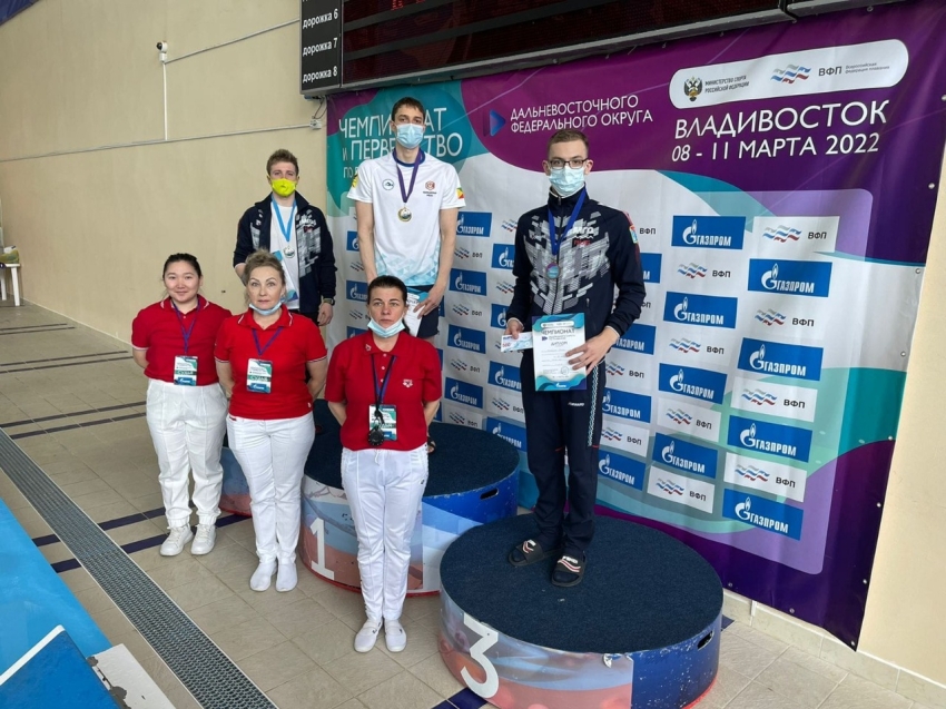 Забайкалец Андрей Верхотуров взял три «золота» на чемпионате ДФО по плаванию во Владивостоке 