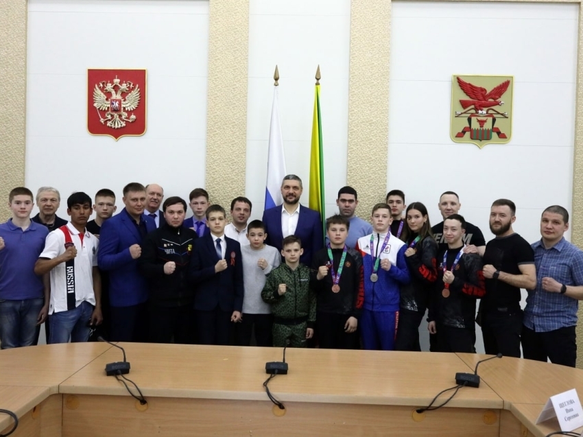 Александр Осипов поздравил юных боксеров Zабайкалья и их тренеров с победами 
