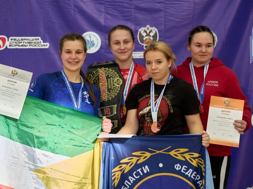 Забайкалка стала серебряным призёром чемпионата России по панкратиону в Санкт-Петербурге