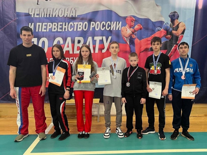 Забайкальцы завоевали шесть медалей на чемпионате и первенстве России по савату в Санкт-Петербурге