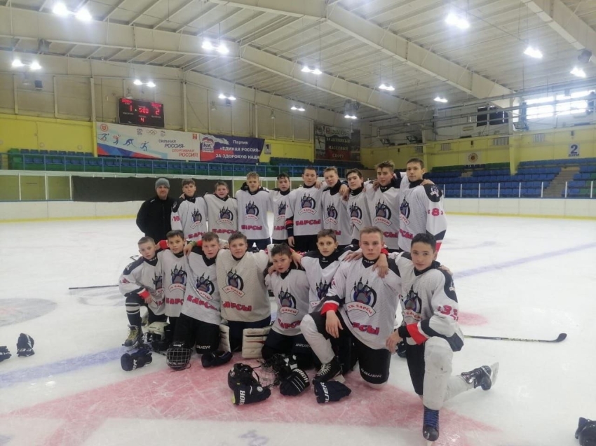 Забайкальские «Барсы» победили на первом этапе межрегионального турнира по хоккею в Уссурийске