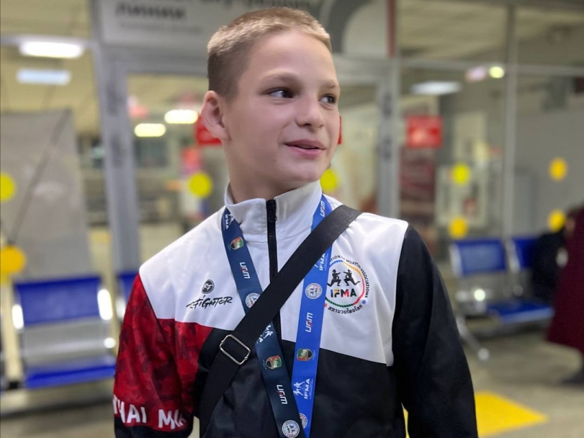 Забайкальские чемпионы прилетели домой с первенства мира по муай-тай 