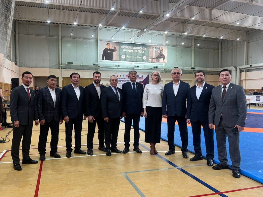 Открытие Первенства ДФО по вольной борьбе состоялось в Чите