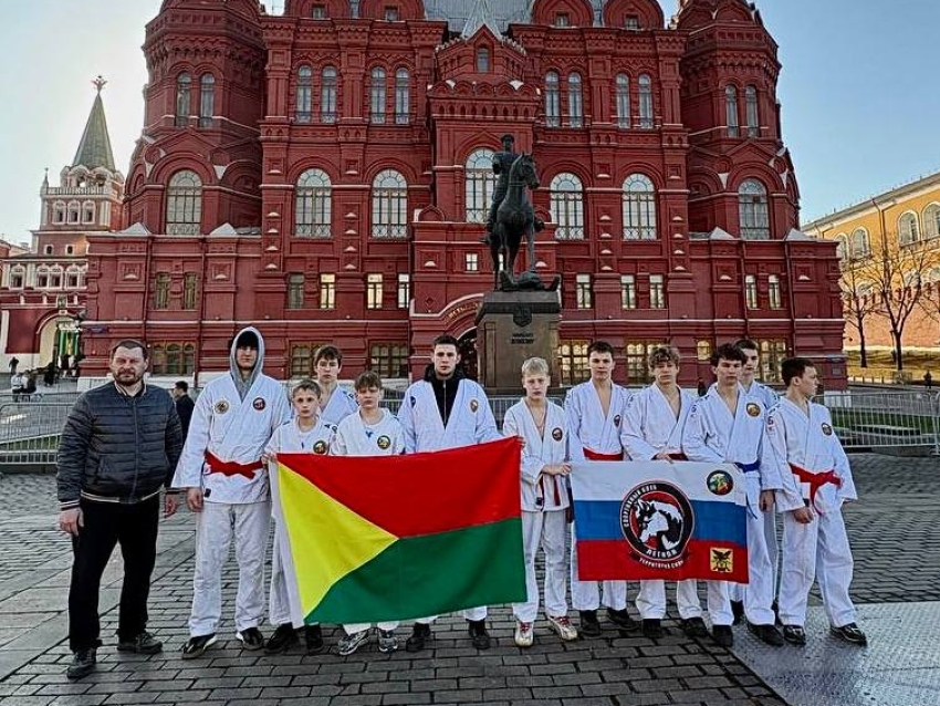 Бойцы спортивного клуба «Тамир» из Читы завоевали серебряные медали на Первенстве России по армейскому рукопашному бою