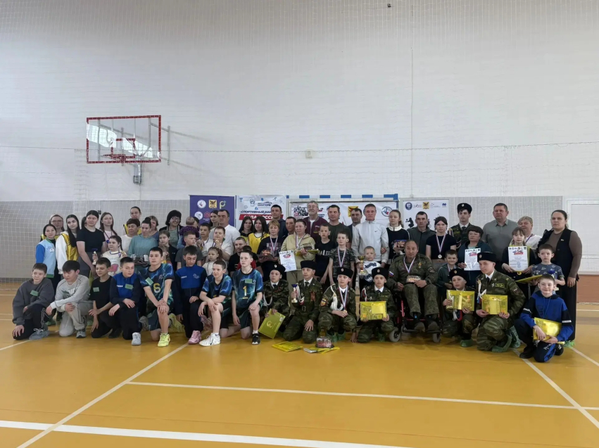 Турнир по адаптивным играм «Отцы и дети — вместе к Победе!» объединил семьи Карымского округа