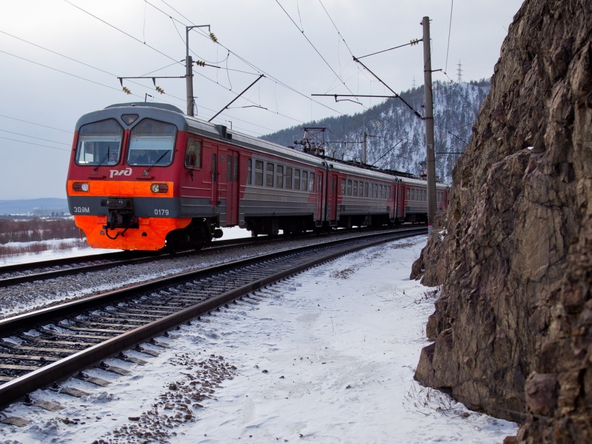 Новый пассажирский поезд начнет курсировать по Забайкальской железной дороге с декабря 2019 года