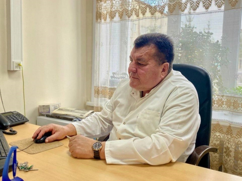 «Почувствовал свое призвание»: Уролог из Забайкалья рассказал о любви к своему делу 