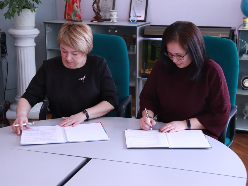 Министерство культуры Забайкальского края и Восточно-Сибирский институт культуры подписали соглашение о сотрудничестве