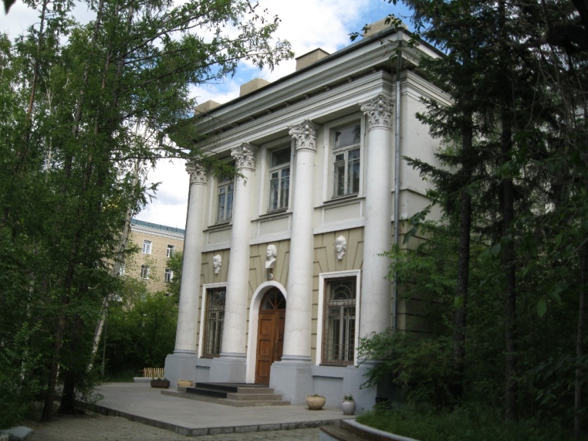 125 лет исполнилось краевому краеведческому музею и пушкинской библиотеке 