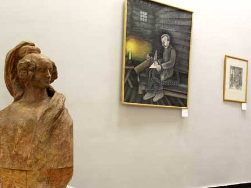 Выставка посвященных декабристам картин открылась в музейно-выставочном центре