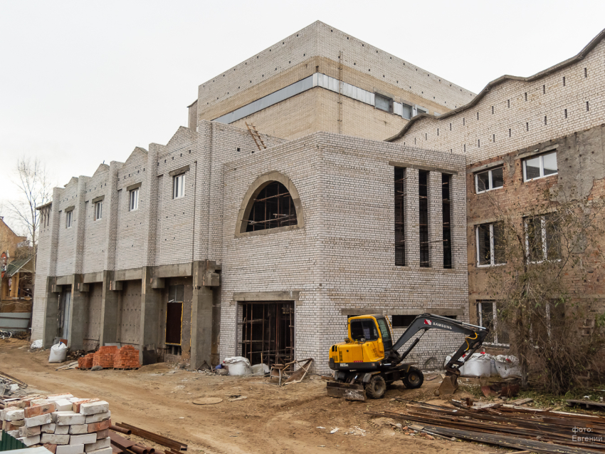 Реконструкция драмтеатра в Чите идет по графику