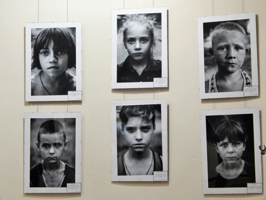 Авторская фотовыставка военкоров «Посмотри в глаза Донбассу» откроется в Чите в сентябре (6+)