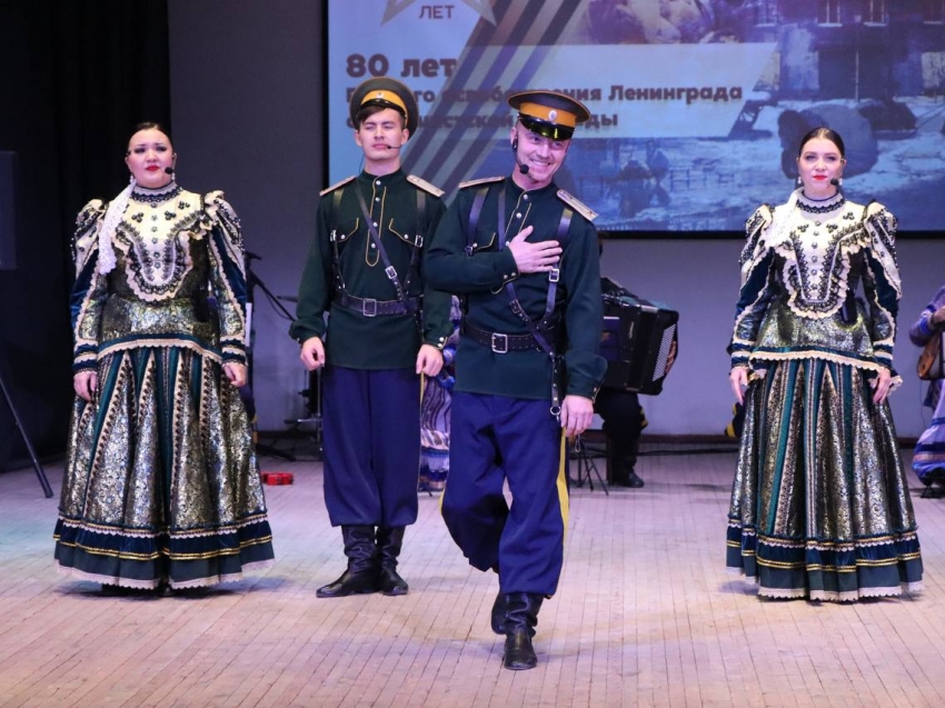 «Читинская слобода» и «Забайкальские казаки» поздравят забайкальцев с 23 февраля праздничными концертами (6+) 