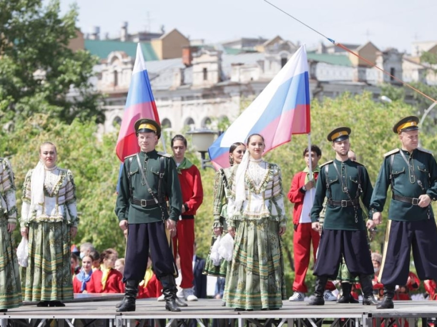 Праздничные мероприятия в честь Дня России пройдут Чите 11-го и 12 июня (6+)