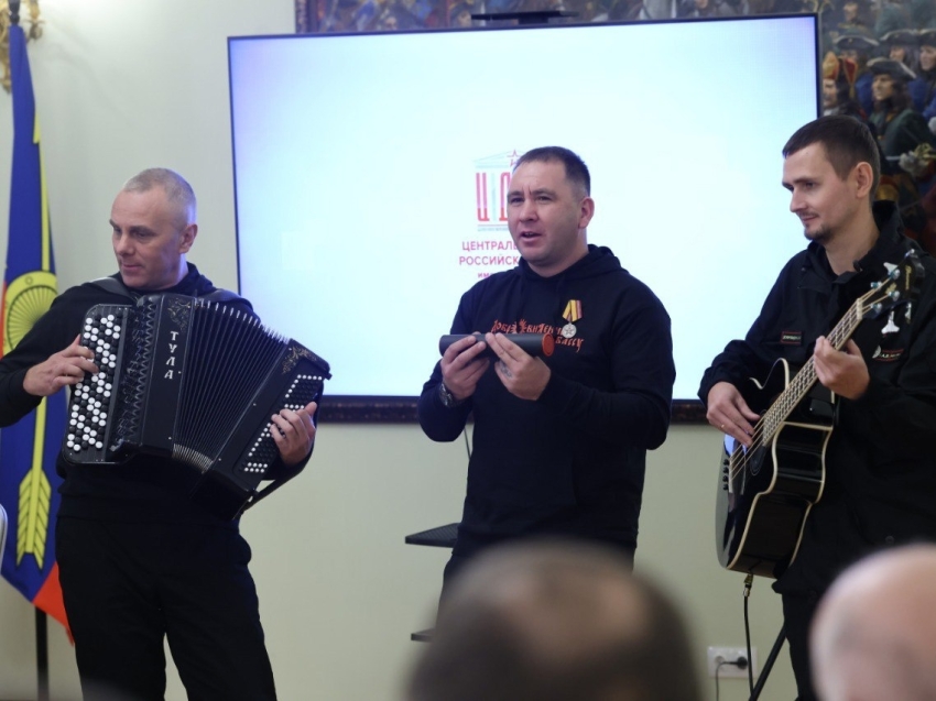 Фолк-группу «Русь» из Петровска-Забайкальского наградили народной премией «Добровидение – 2025» в Москве