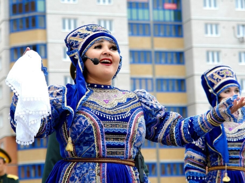 «Черноглазая казачка» Ольга Михайлова отметит 30-летний творческий юбилей на сцене краевой филармонии в Чите 