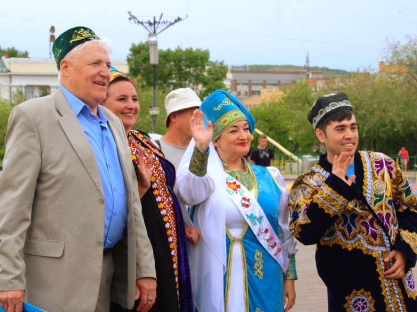 Татарскими танцами и выступлением группы из Казани встретят праздник «Сабантуй» в Чите