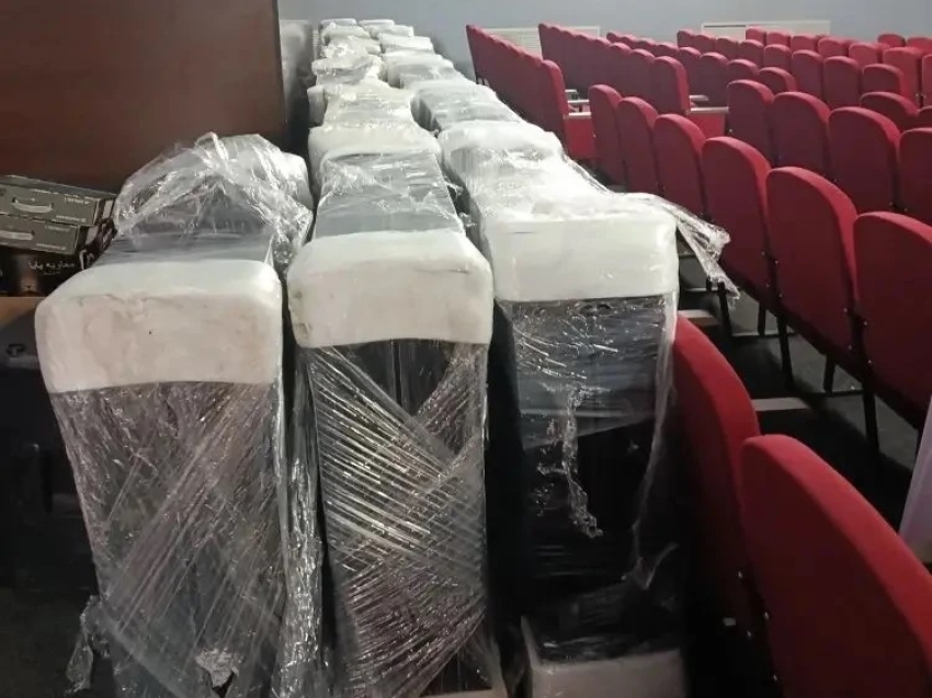 Современный концертный экран купили в дом культуры села Засопка по нацпроекту «Семья»