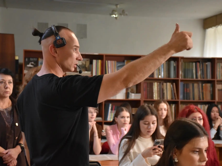 Богатства Центра редких книг Пушкинской библиотеки Читы покажут в документальном фильме «Картотека»