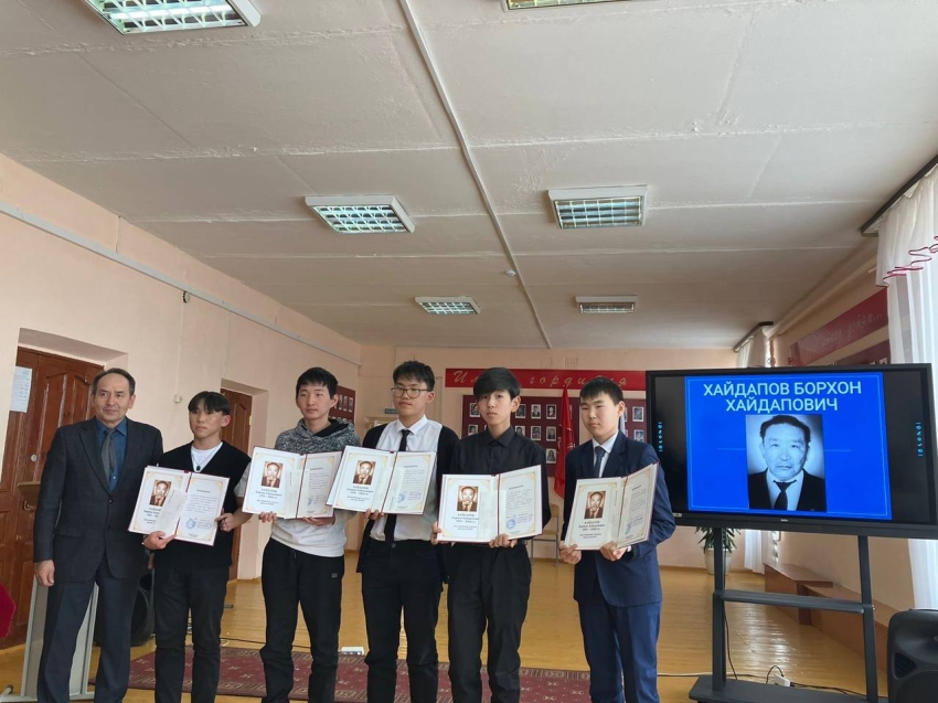 ​В Ага-Хангильской школе Могойтуйского района прошла районная олимпиада школьников и научно-практическая конференция «Гагаринские чтения»