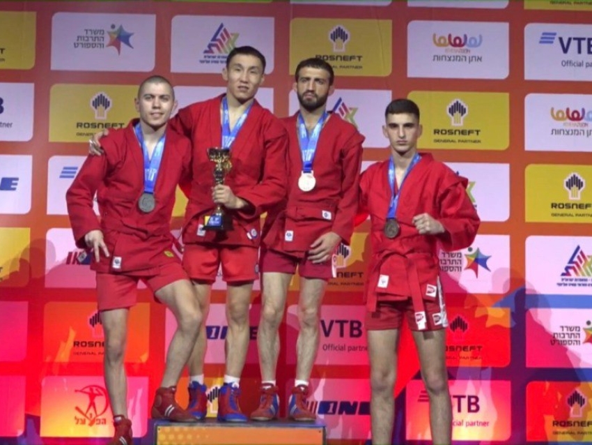 ​Спортсмен из Могойтуйского района завоевал золотую медаль чемпионата Европы по боевому самбо