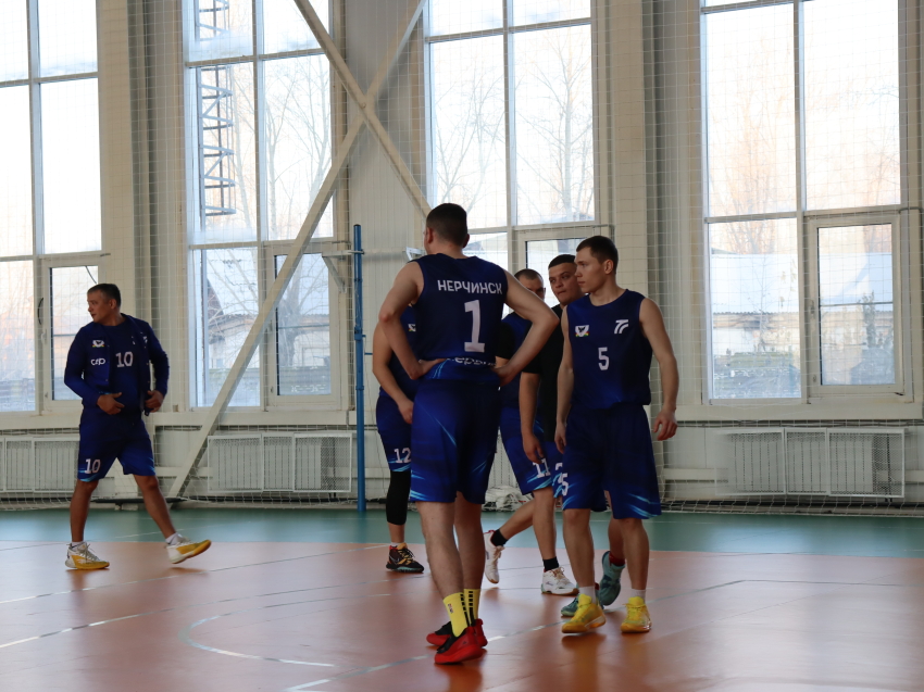 Межрайонный турнир памяти Николая Гавриловича Сахарова: яркое событие баскетбольного сезона в Нерчинске