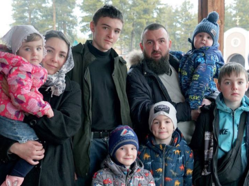 Две забайкальские семьи победили в конкурсе многодетных семей «Большая семья – опора России».