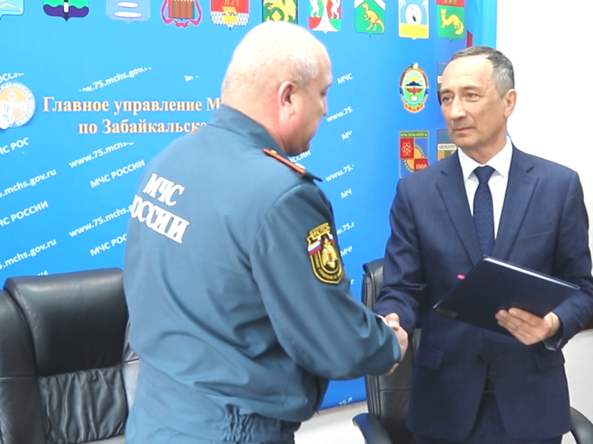 Уполномоченный подписал Соглашение о взаимодействии с Главным управлением МЧС России по Забайкальскому краю