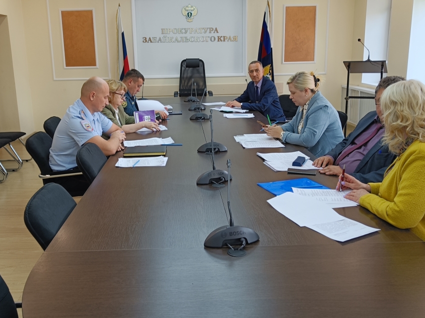 ​Исполнение законодательства в сфере туризма обсуждалось на совещании Байкальской межрегиональной природоохранной прокуратуры