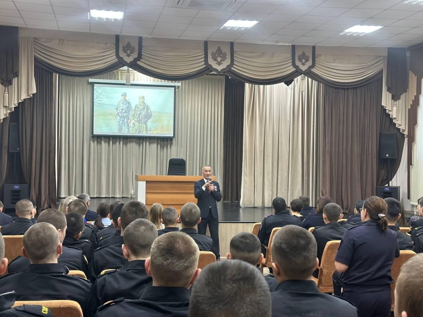 Уполномоченный по правам человека в Забайкальском крае и сотрудники его аппарата приняли участие во Всероссийском дне правовой помощи детям 20 ноября