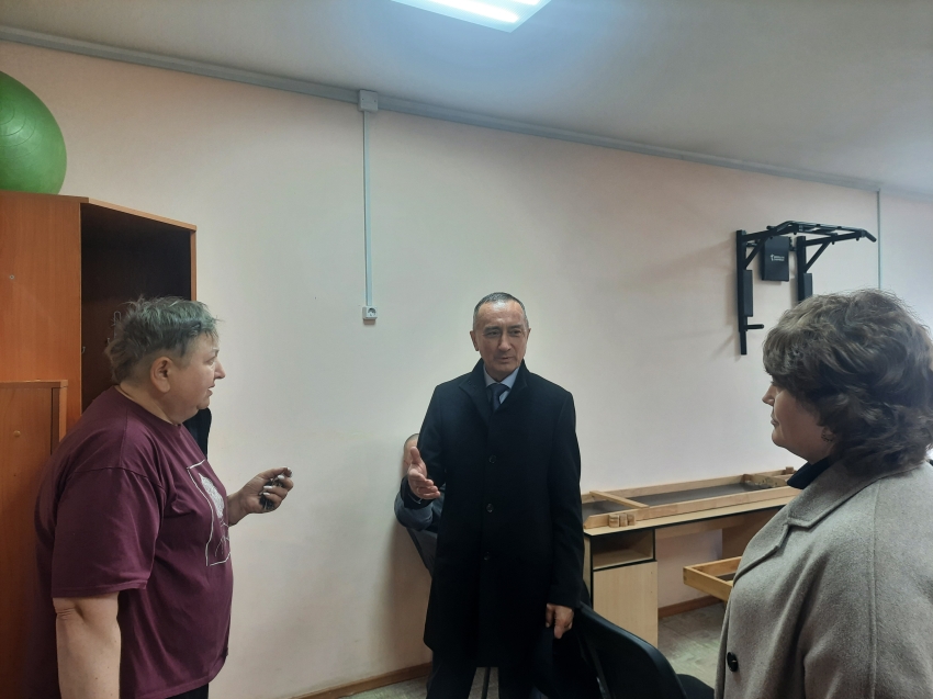 Уполномоченный по правам человека в Забайкалье оценил условия проживания в Читинском доме-интернате 