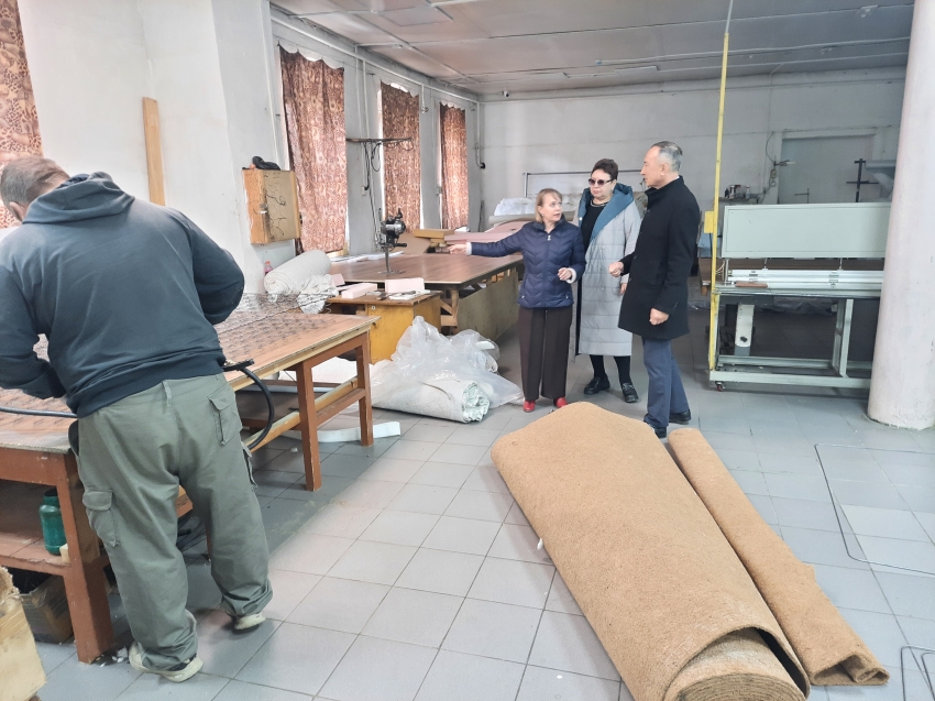 Уполномоченный по правам человека в Забайкальском крае посетил Читинскую социально-производственную компанию
