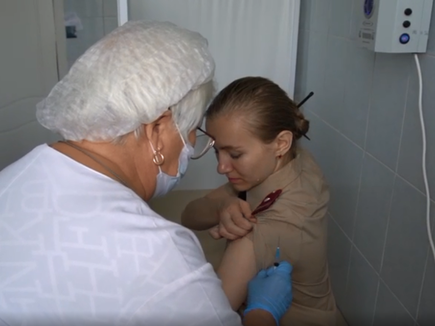 Анонс горячей линии по вопросам профилактики гриппа и ОРВИ
