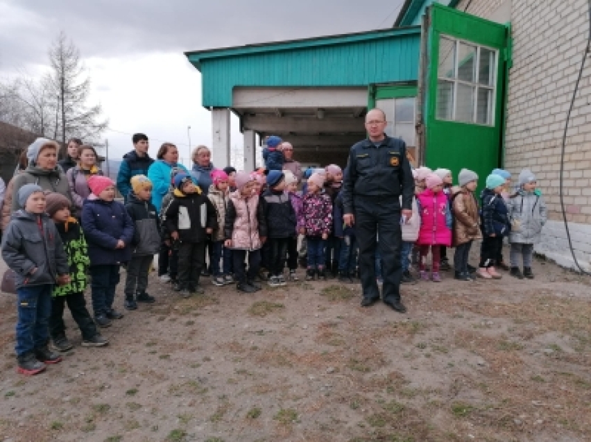 День открытых дверей провели в пожарной части посёлка Кокуй Zабайкалья