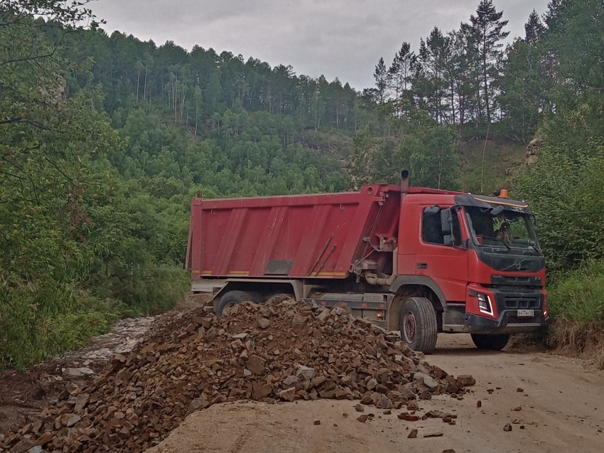 В населённые пункты Сретенского района после подтопления проезд возможен на технике с высокой проходимостью