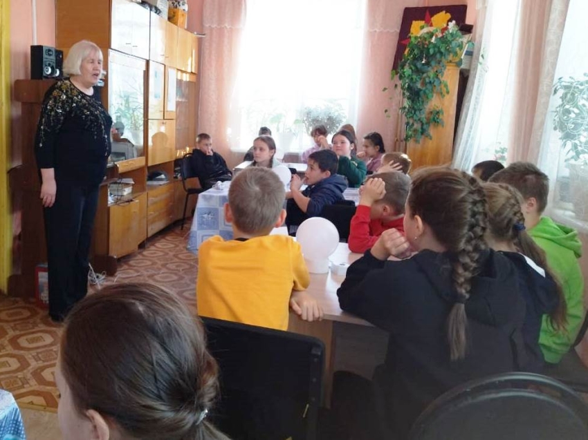 В месячник «Белой трости» школьники из Кокуя посетили Сретенскую ВОС