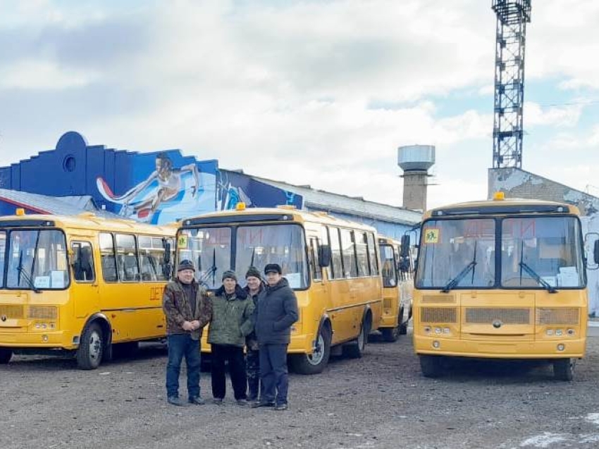 Школьные автобусы поступили в Сретенский район