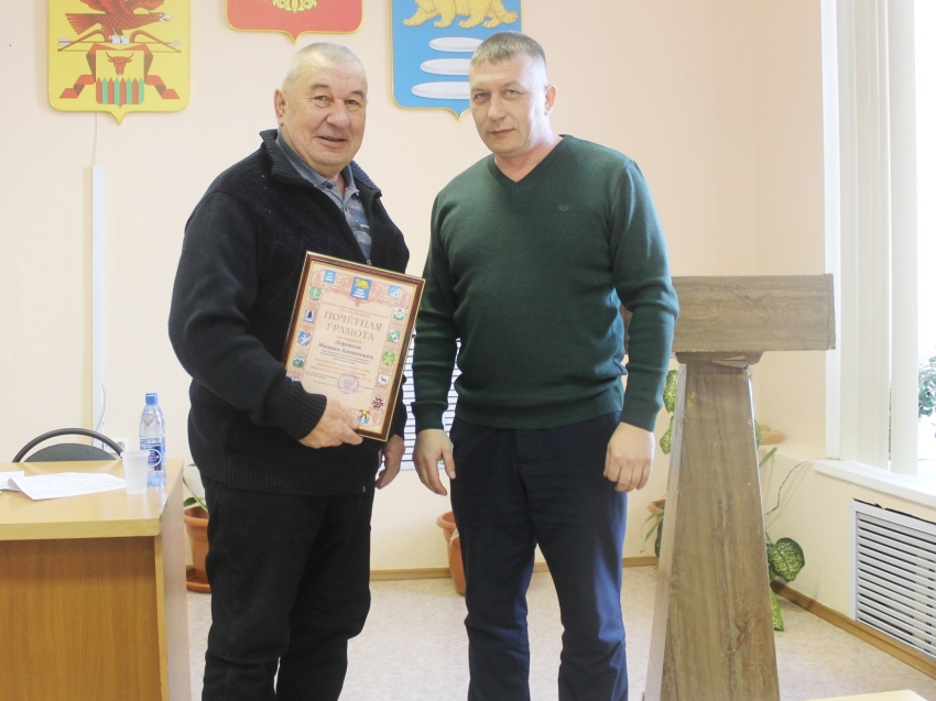 В Сретенском районе по итогам года наградили глав сельских поселений